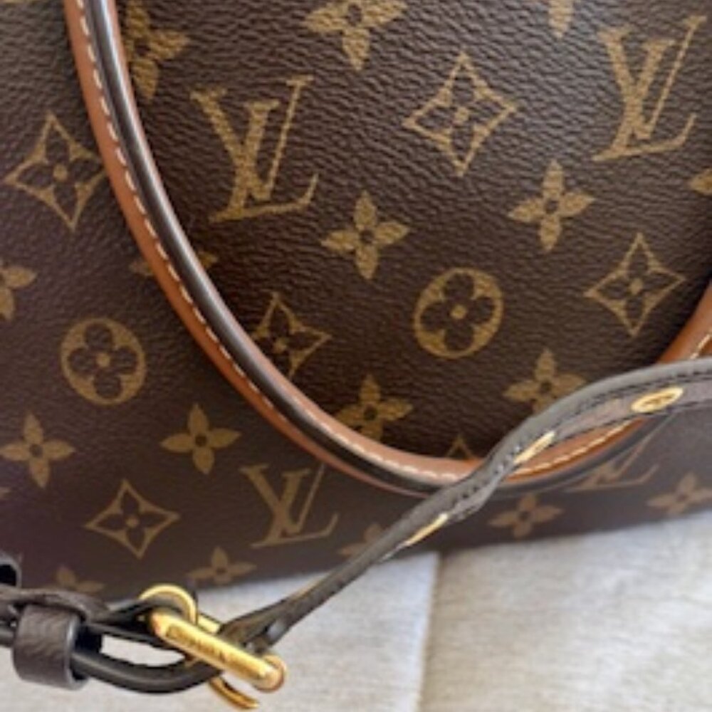 Authentic Louis Vuitton Pallas Monogram Noir - Picture 9 of 11